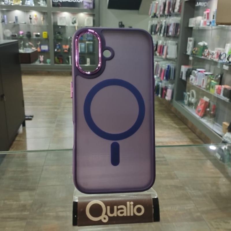 FUNDA MAG SAFE IP 16 VIOLETA