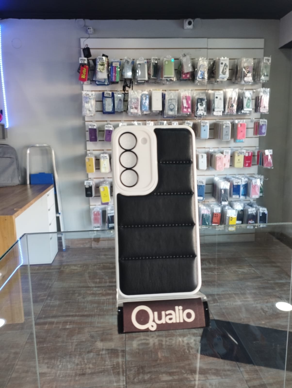 FUNDA PUFFER SAMSUNG S23