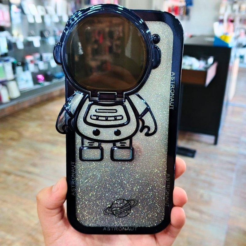 Alternative view of FUNDA CON SOPORTE ASTRONAUTA XIAOMI 13C