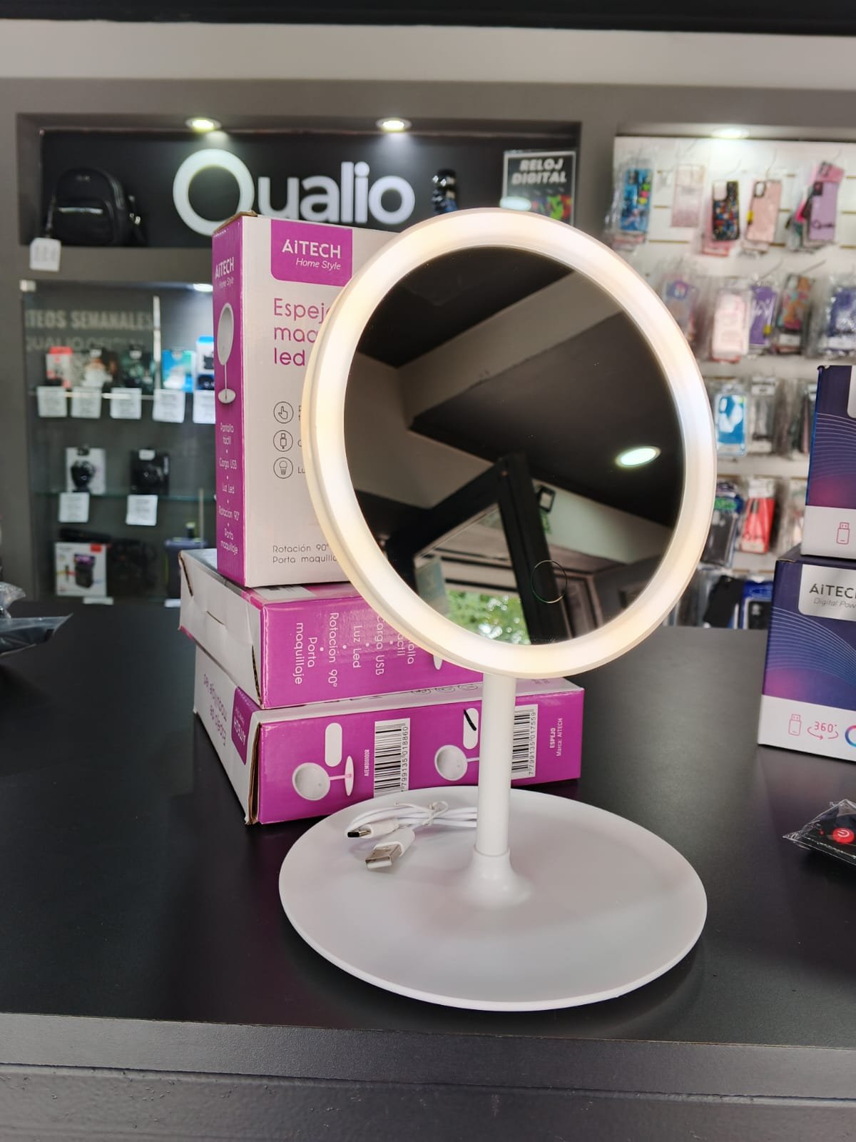 ESPEJO DE MAQUILLAJE AITECH LUCES LED CON BASE 3 TONOS