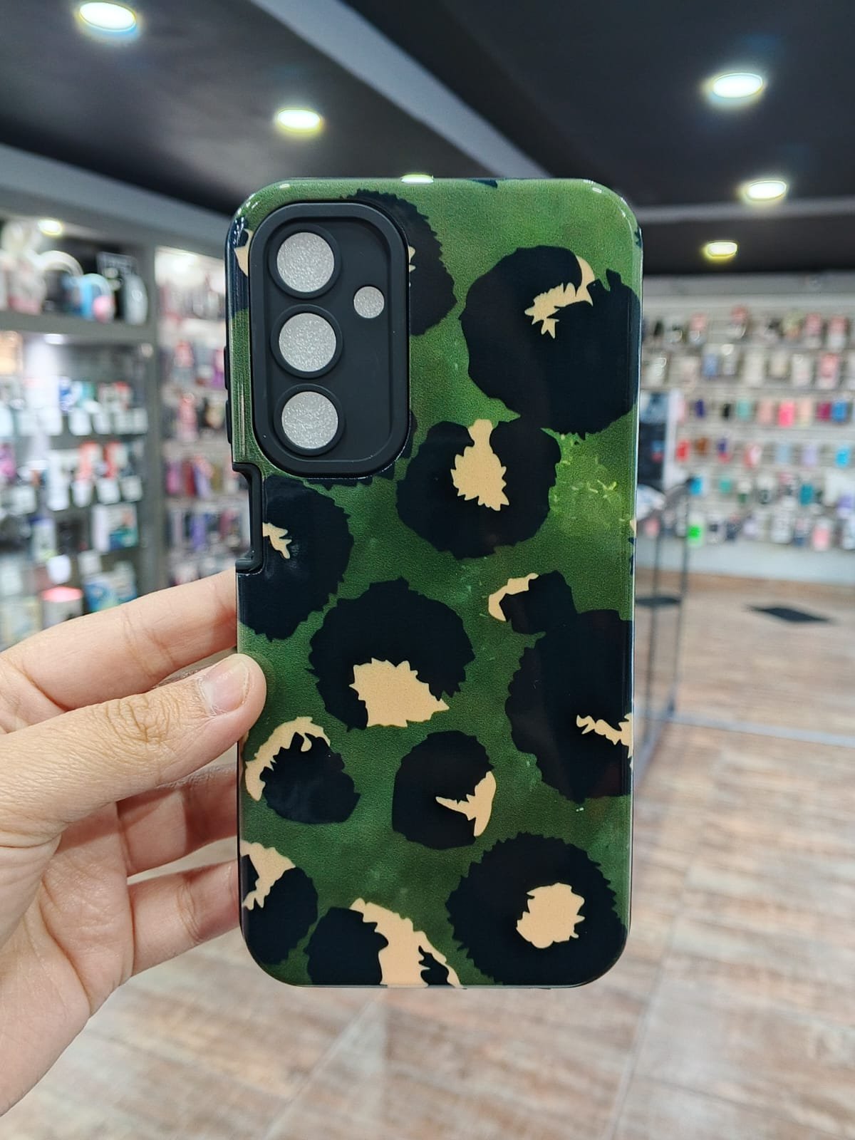FUNDA SAFARI SAMSUNG A25