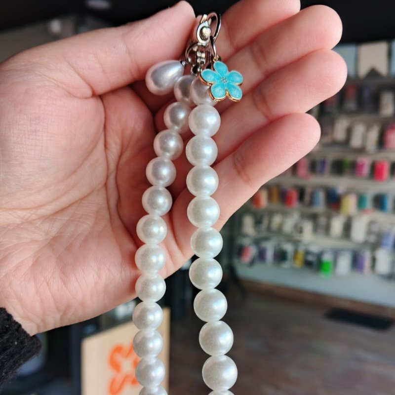 STRAP PERLA CON FLOR