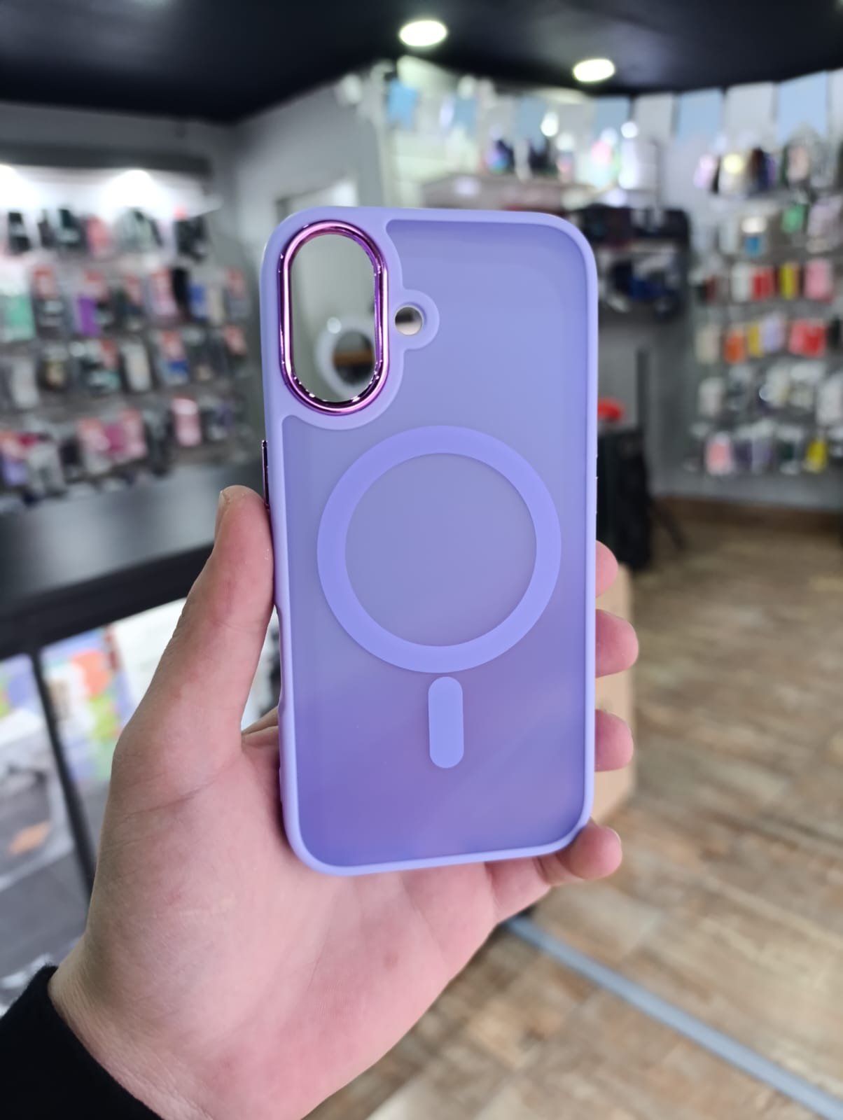 FUNDA MAGSAFE MATTE IPHONE 16 LILA