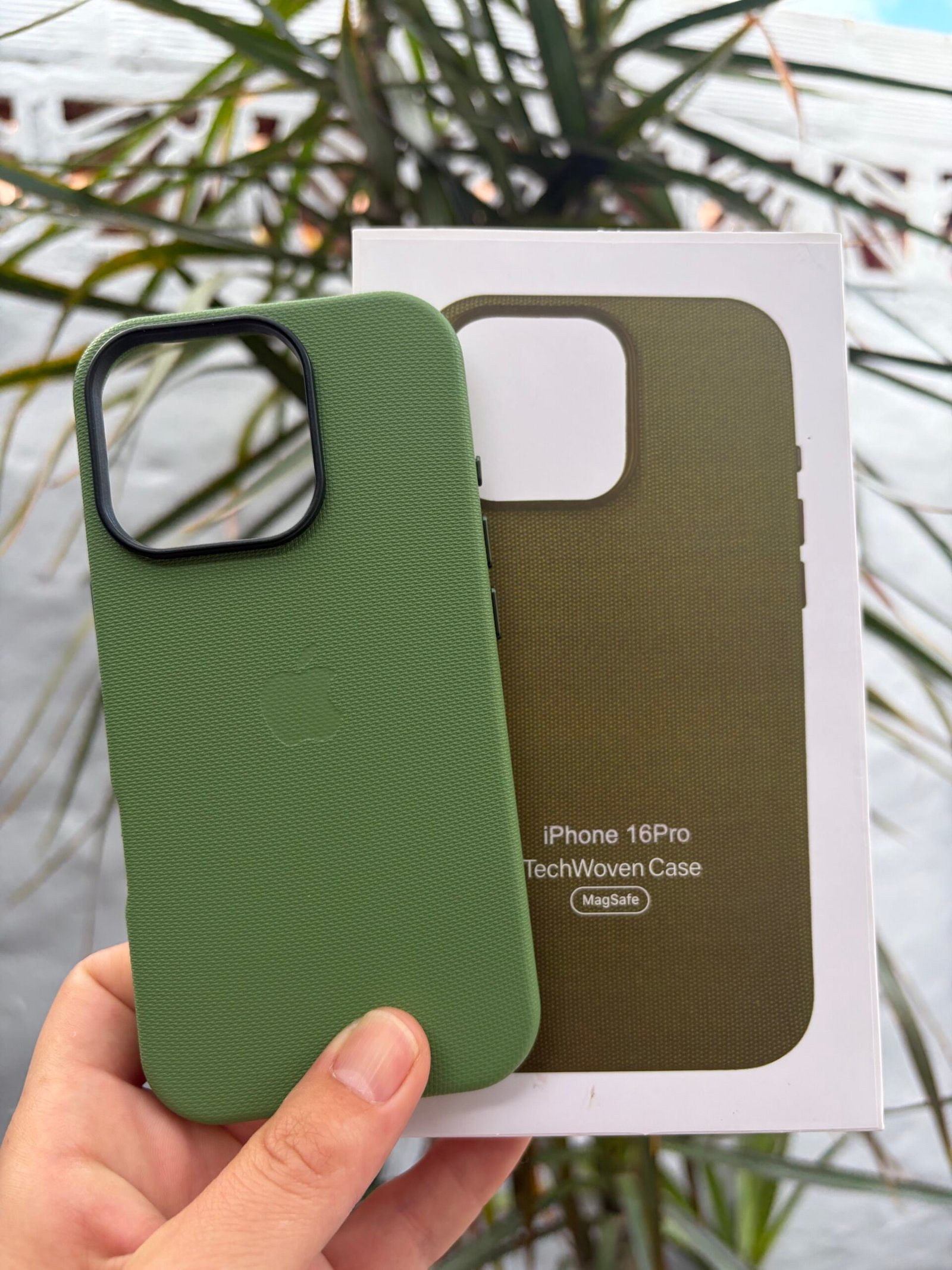 FUNDA TECHWOVEN IPHONE 16 PRO