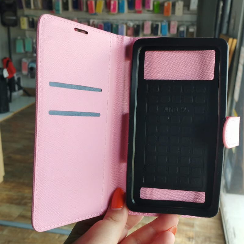 Alternative view of FLIP COVER UNIVERSAL 5.5