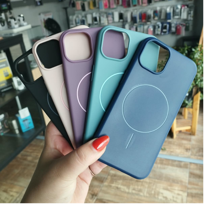 FUNDA SILICONA Y FELPA MAGSAFE IPHONE 13