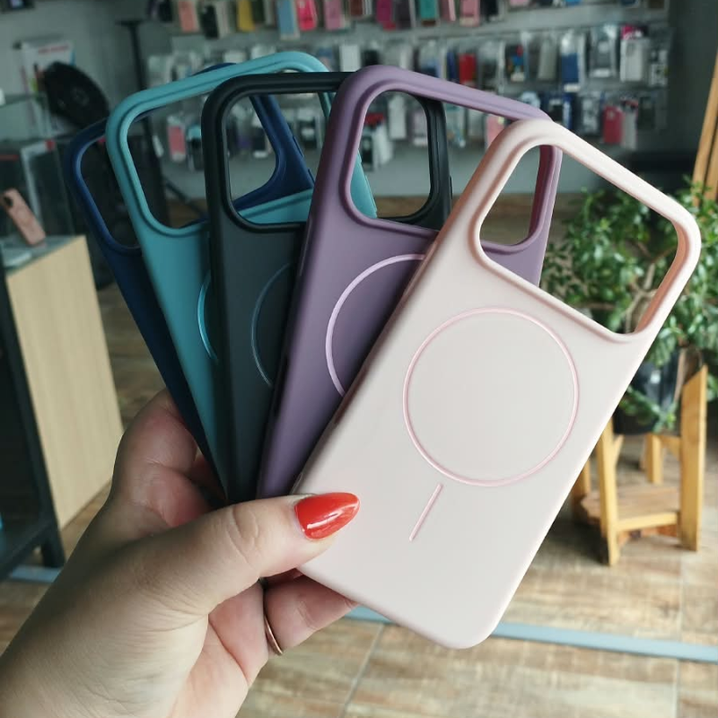FUNDA SILICONA Y FELPA MAGSAFE IPHONE 17 PRO