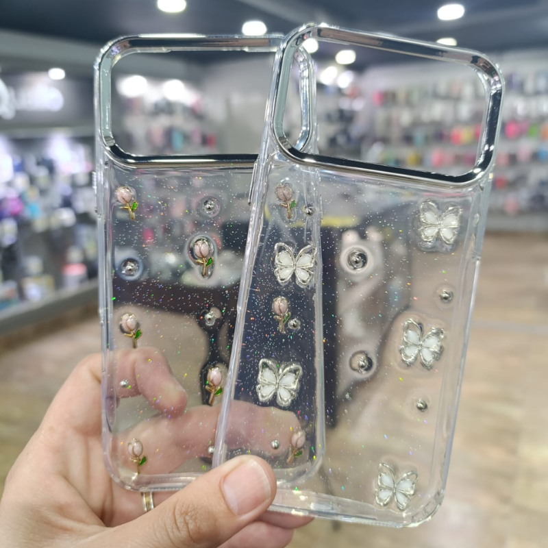 FUNDA LITTLE CHARM IPHONE 17 PRO MAX